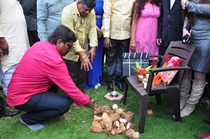 Bangla Lo Alajadi Movie Opening